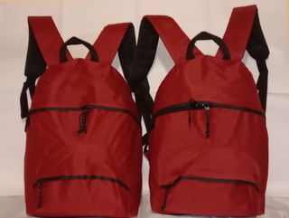 2 Zaini neri e rossi scuola tempo libero