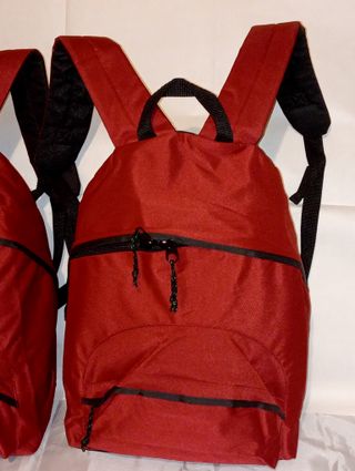 2 Zaini neri e rossi scuola tempo libero