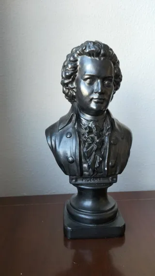 Busto de Mozart en escayola