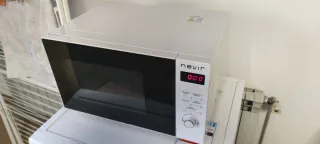 Microondas grill Nevir blanco