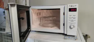 Microondas grill Nevir blanco