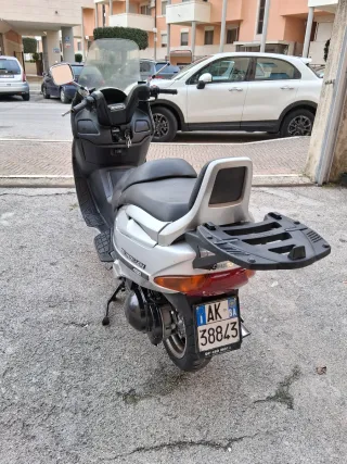 Suzuki Burgman 400