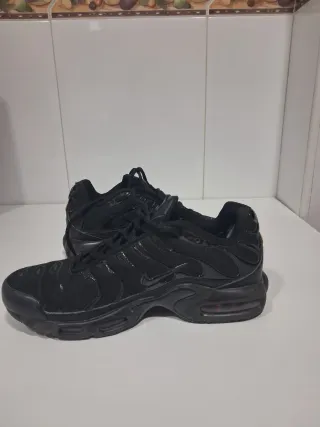 Zapatillas Nike Air Tn negras