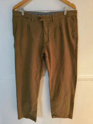 Pantalón casual marrón