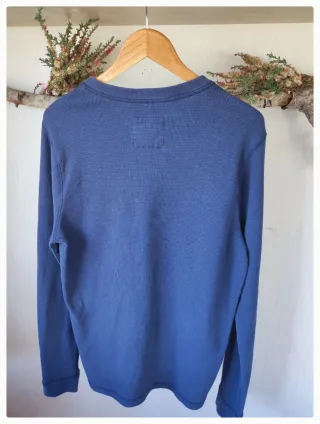 Camiseta Hollister Manga Larga Talla M