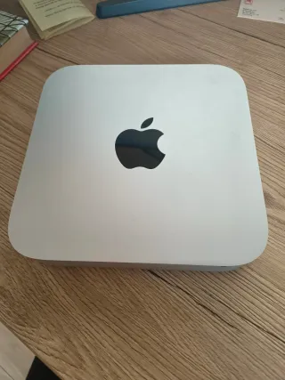 Apple Mac Mini con 4TB y Camara