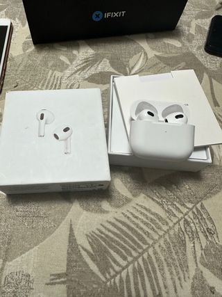 AirPods 3 con MagSafe