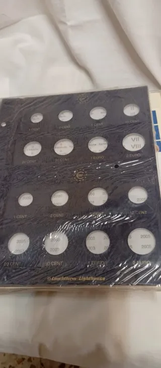 Lote 14 hojas álbum EURO Leuchtturm