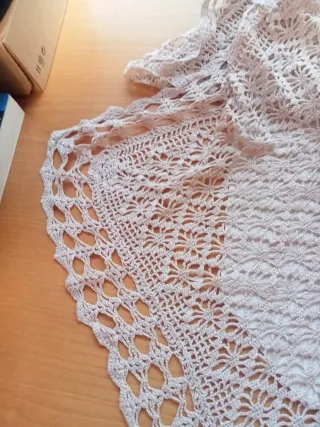 Tapete de ganchillo hecho a mano