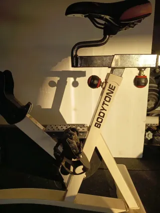 Bicicleta Spinning Bodytone