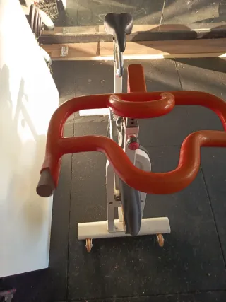 Bicicleta Spinning Bodytone