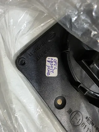 Opel Kadett 1.8 DEHO Retrovisor