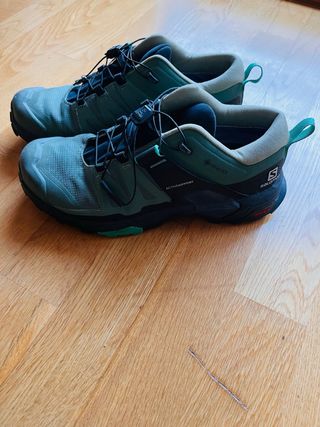 Zapatillas Salomon Gore-Tex Talla 40