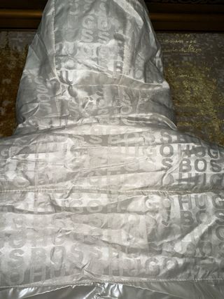 Abrigo Hugo Boss Blanco Dorado Nuevo