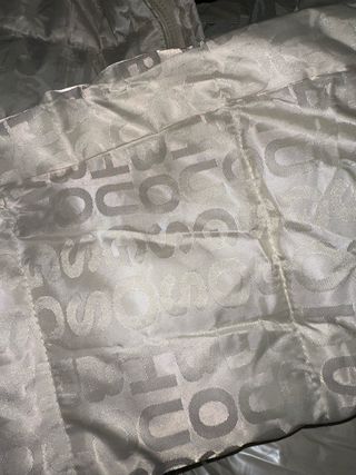 Abrigo Hugo Boss Blanco Dorado Nuevo