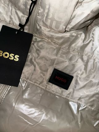 Abrigo Hugo Boss Blanco Dorado Nuevo