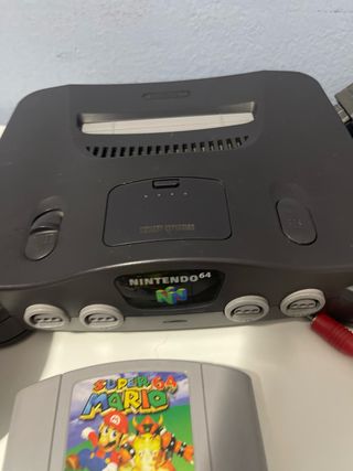 Console Nintendo 64 + Controller + Giochi