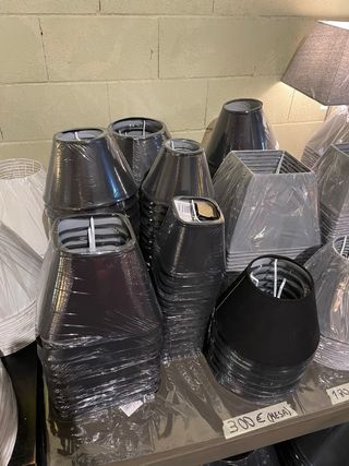 Pannelli per lampade: bianchi, grigi e neri