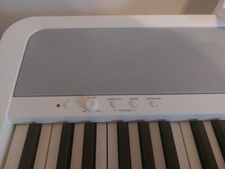 Piano Digital Korg B2SP WH + Banco