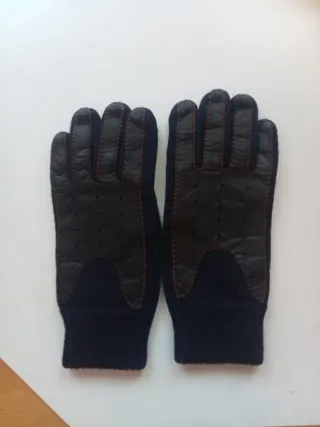 Guantes de lana y cuero