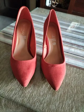 Cartera y Zapatos de Tacón Maripaz naranja