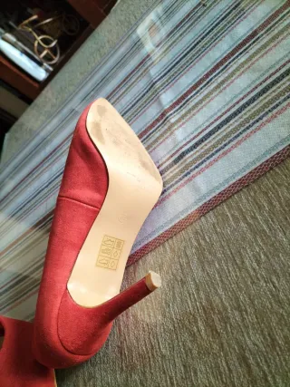 Cartera y Zapatos de Tacón Maripaz naranja