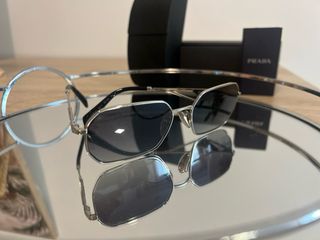 Gafas Prada Rectangulares Plata y Negro