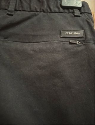 Pantalones Chinos Calvin Klein: Cropped Tapered