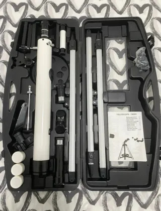 Telescopio 700mm con caja