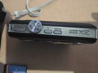 Cámara Kodak Digital con Batería y Funda