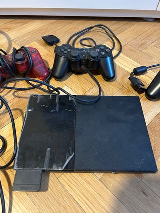 Playstation 2 con 3 controller