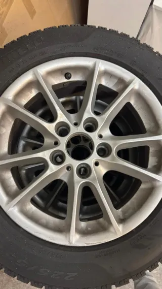 Llantas BMW originales 16" + Neumáticos de Inviern