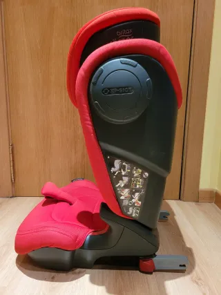 Silla coche Romer Kidfix III M Roja