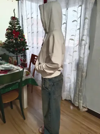 Sudadera deportiva y juvenil, con capucha.