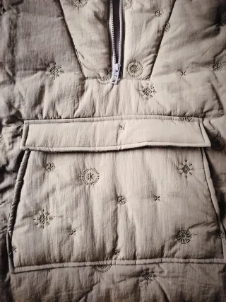 Capa acolchada Desigual verde