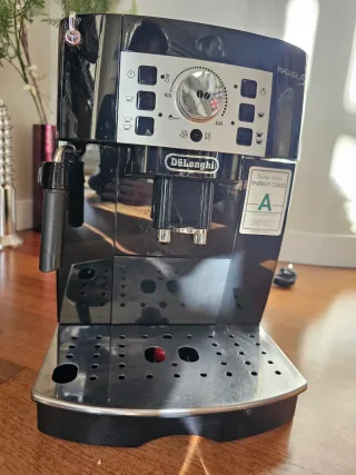 Cafetera Delonghi Magnifica S
