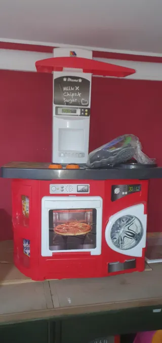 Cocinita de juguete molto