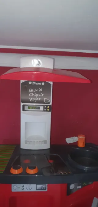 Cocinita de juguete molto