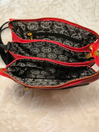 Borsa Michael Kors rossa e nera