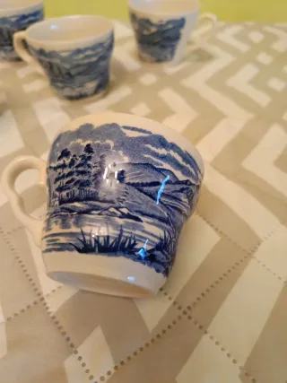 Juego de 5 tazas de cerámica