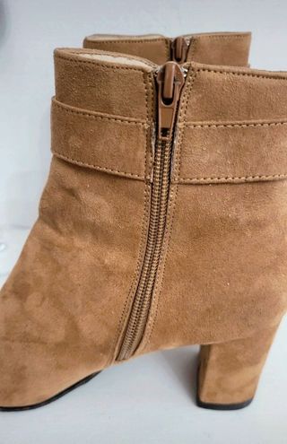 Preciosos Botines beige. 37.