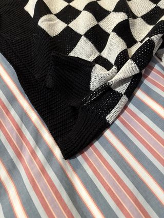 Jersey Stradivarius cuadros blanco y negro