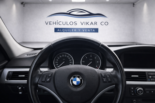 BMW Serie 3 318d Touring. Techo Solar, Parking..