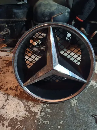 Emblema Estrella Mercedes Cromado