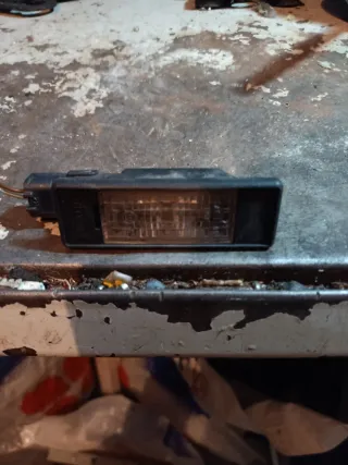 Luz matrícula Mercedes Vito Viano 2011