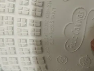 Zuecos blancos para trabajar