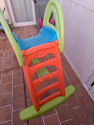 Tobogán infantil Feber.