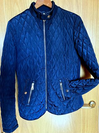 Parka acolchada azul marino