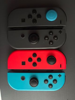 Nintendo Switch Joy-Con Blu e Rosso