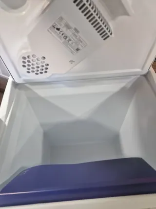 Nevera portátil MOBICOOL ME27